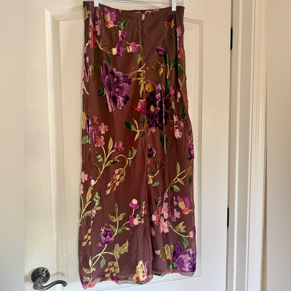 Free People Secret Garden Velvet Burnout Midi Skirt Brown Floral NWT $198 - Picture 12 of 16